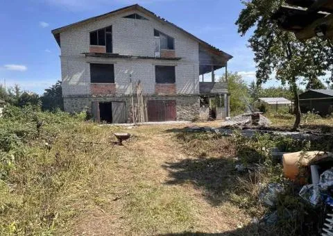 6-room house for sale, 374 m², Sinhury - 1/9