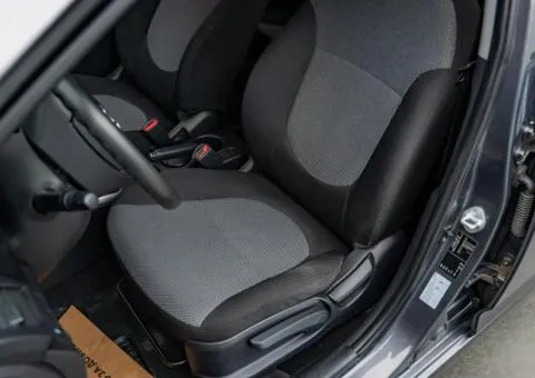 Hyundai Accent 2013, 1.4 L petrol, manual, front-wheel drive, 194,700 km, Kyiv - 9/10