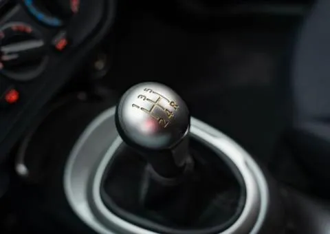 Nissan JUKE 2019, 1.6 L petrol, manual, front-wheel drive, 90,400 km, Kyiv - 3/10