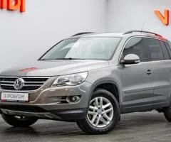 Volkswagen Tiguan 2010, 2 L petrol, automatic, all-wheel drive, 161,600 km, Kyiv