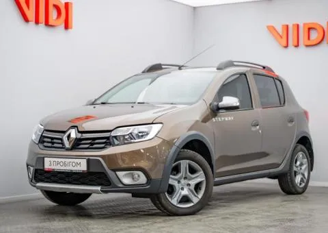 Renault Sandero StepWay 2021, 0.9 L petrol, automatic, front-wheel drive, 44,500 km, Kyiv - 1/10