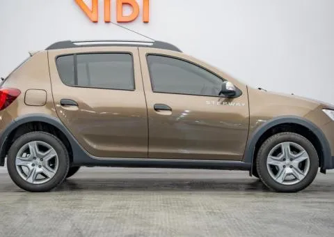 Renault Sandero StepWay 2021, 0.9 L petrol, automatic, front-wheel drive, 44,500 km, Kyiv - 4/10