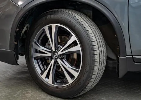 Nissan ROGUE 2016, 2.5 L petrol, automatic, front-wheel drive, 179,300 km, Kyiv - 10/10