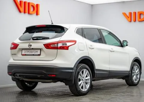 Nissan QASHQAI 2015, 1.2 L petrol, automatic, front-wheel drive, 101,300 km, Kyiv - 2/10