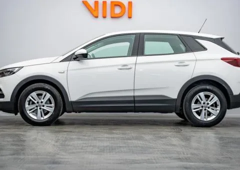 Opel Grandland X 2020, 1.5 L diesel, manual, front-wheel drive, 87,300 km, Kyiv - 3/10