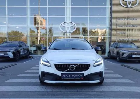 Volvo V40 Cross Country 2019, 1.5 L petrol, automatic, front-wheel drive, 47,495 km, Kyiv - 5/10