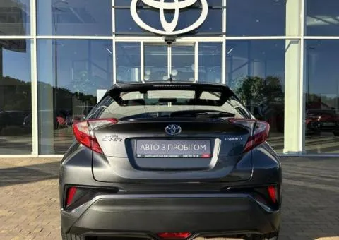 Toyota C-HR 2019, 1.8 L hybrid, CVT, front-wheel drive, 89,260 km, Kyiv - 4/10