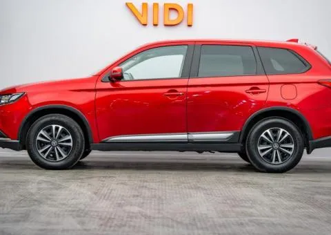 Mitsubishi Outlander 2023, 2 L petrol, automatic, front-wheel drive, 79,600 km, Kyiv - 3/10