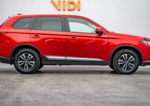 Mitsubishi Outlander 2023, 2 L petrol, automatic, front-wheel drive, 79,600 km, Kyiv - 4/10