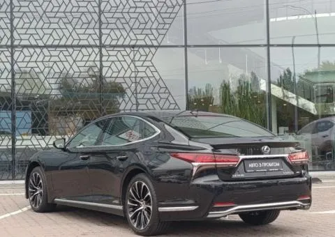 Lexus LS500h 2017, 3.5 L hybrid, automatic, all-wheel drive, 266,265 km, Kyiv - 2/10