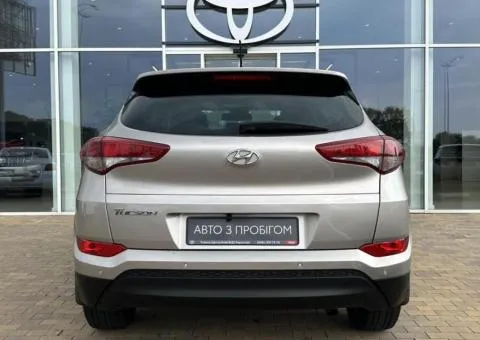 Hyundai Tucson 2016, 2 L petrol, automatic, front-wheel drive, 220,500 km, Kyiv - 4/10