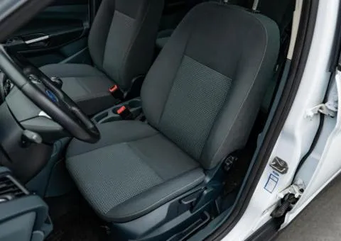 Продаж Ford C-Max 2013, 1 л бензин, 49 600 км, Київ - 9/10