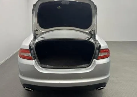 JAGUAR XF 2014, 2 л бензин, автомат, задний привод, 133 169 км, Киев - 4/10