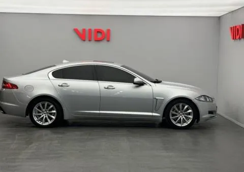 JAGUAR XF 2014, 2 л бензин, автомат, задний привод, 133 169 км, Киев - 6/10