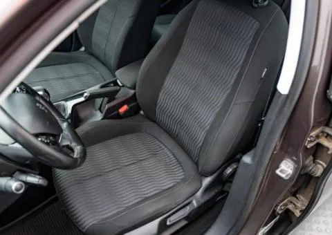 Peugeot 308 2014, 1.6 л дизель, механика, передний привод, 190 500 км, Киев - 9/10