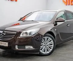 Opel Insignia 2013, 2 L diesel, automatic, front-wheel drive, 215,400 km, Kyiv