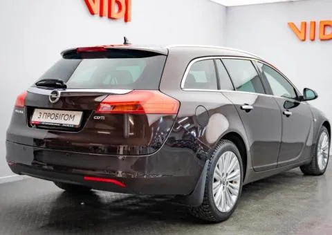 Opel Insignia 2013, 2 L diesel, automatic, front-wheel drive, 215,400 km, Kyiv - 2/10