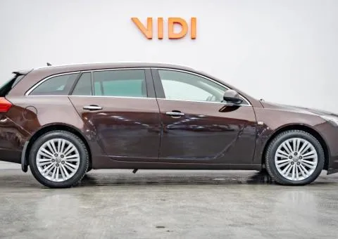 Opel Insignia 2013, 2 L diesel, automatic, front-wheel drive, 215,400 km, Kyiv - 4/10