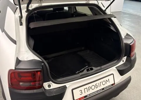Citroen C4 Cactus 2017, 1.2 L petrol, automatic, front-wheel drive, 93,900 km, Kyiv - 6/10