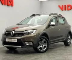 Renault Sandero StepWay 2021, 0.9 L petrol, automatic, front-wheel drive, 46,700 km, Kyiv