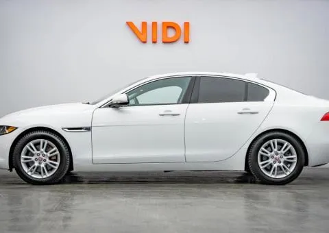 JAGUAR XE 2016, 2 L diesel, automatic, all-wheel drive, 179,500 km, Kyiv - 3/10