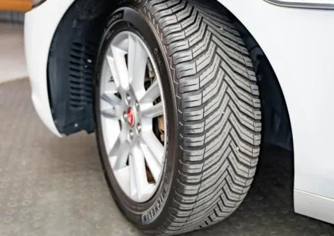 JAGUAR XE 2016, 2 L diesel, automatic, all-wheel drive, 179,500 km, Kyiv - 8/10