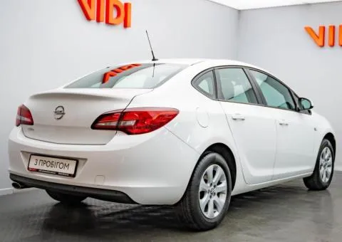 Opel Astra 2019, 1.4 л бензин, механіка, 118 600 км, Київ - 2/10