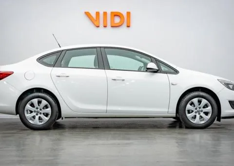 Opel Astra 2019, 1.4 л бензин, механіка, 118 600 км, Київ - 4/10