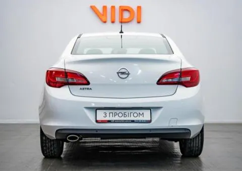 Opel Astra 2019, 1.4 л бензин, механіка, 118 600 км, Київ - 6/10