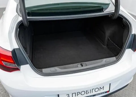 Opel Astra 2019, 1.4 л бензин, механіка, 118 600 км, Київ - 7/10