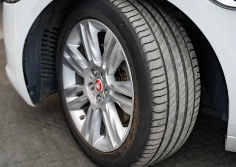 JAGUAR XF 2016, 2 L diesel, automatic, rear-wheel drive, 178,700 km, Kyiv - 9/10