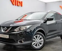 Nissan Rogue Sport 2017, 2 L petrol, automatic, front-wheel drive, 93,900 km, Kyiv