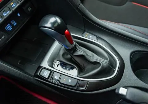 Hyundai Veloster 2018, 2 L petrol, automatic, front-wheel drive, 164,000 km, Kyiv - 6/10