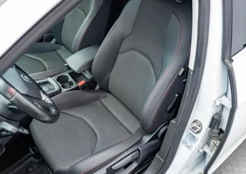 Seat Leon 2017, 2 L diesel, automatic, front-wheel drive, 170,700 km, Kyiv - 9/10