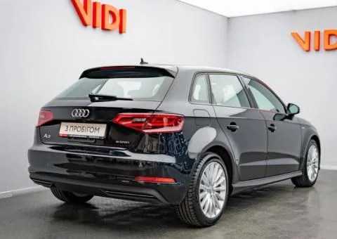 Audi A3 2016, 1.4 L hybrid, automatic, front-wheel drive, 120,600 km, Kyiv - 2/10