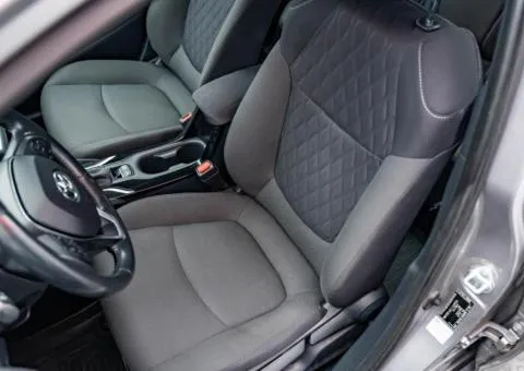Toyota COROLLA 2021, 1.6 L petrol, automatic, front-wheel drive, 188,000 km, Kyiv - 9/10