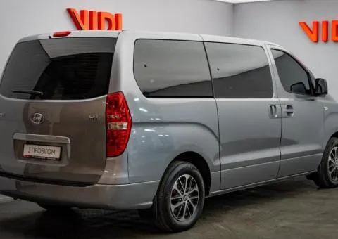 Hyundai H-1 2020, 2.5 л дизель, механика, задний привод, 88 700 км, Киев - 2/10