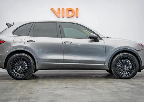 Porsche CAYENNE 2012, 3 L hybrid, automatic, all-wheel drive, 154,800 km, Kyiv - 4/10