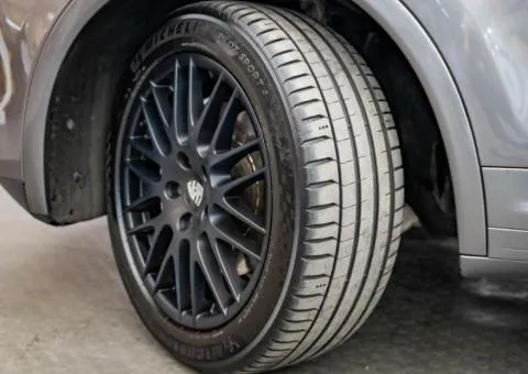 Porsche CAYENNE 2012, 3 L hybrid, automatic, all-wheel drive, 154,800 km, Kyiv - 9/10