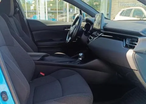 Toyota C-HR 2019, 1.8 L hybrid, CVT, front-wheel drive, 104,957 km, Kyiv - 6/10
