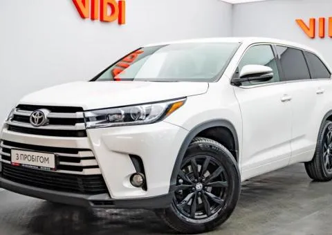 Toyota HIGHLANDER 2017, 2.7 L petrol, automatic, front-wheel drive, 178,400 km, Kyiv - 1/10