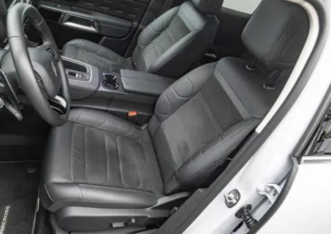Citroen C5 Aircross 2024, 2 L diesel, automatic, front-wheel drive, 62,000 km, Kyiv - 9/10