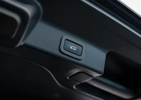 JAGUAR F-PACE 2018, 2 L diesel, automatic, all-wheel drive, 68,200 km, Kyiv - 9/10
