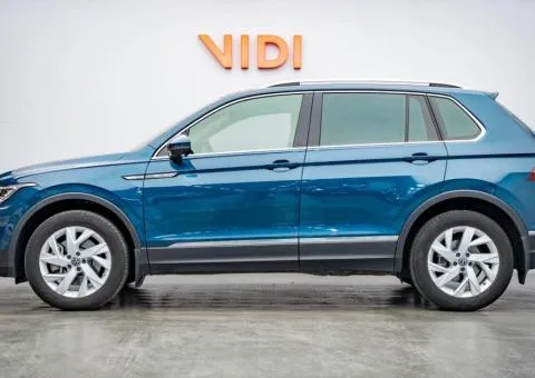 Volkswagen Tiguan 2021, 2 L petrol, automatic, all-wheel drive, 76,600 km, Kyiv - 3/10