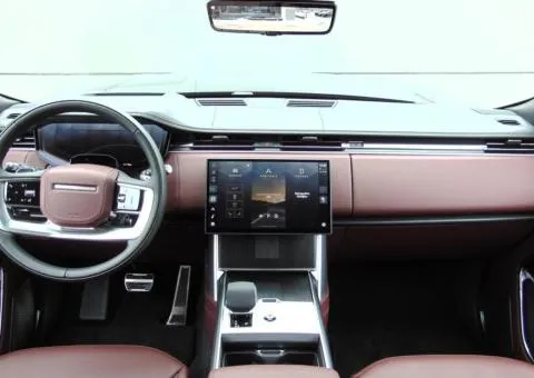 LAND ROVER RANGE ROVER 2025, 4.4 L petrol, automatic, all-wheel drive, 5,933 km, Kyiv - 2/10