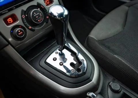 Peugeot 308 2010, 1.6 L petrol, automatic, front-wheel drive, 207,300 km, Kyiv - 8/10