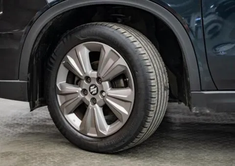 Suzuki Vitara 2019, 1 л бензин, механика, полный привод, 80 400 км, Киев - 8/10