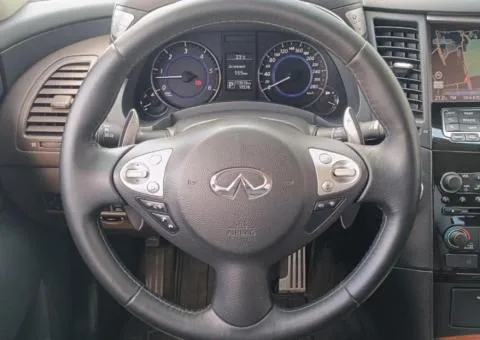 INFINITI QX70 2015, 3 л дизель, автомат, полный привод, 173 516 км, Киев - 9/10