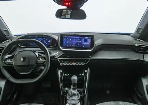 Peugeot 2008 2023, 1.2 л бензин, автомат, передний привод, 15 410 км, Киев - 7/10