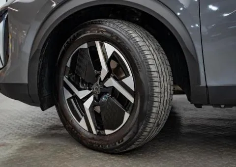 Peugeot 2008 2024, 1.5 л дизель, автомат, передний привод, 46 400 км, Киев - 9/10